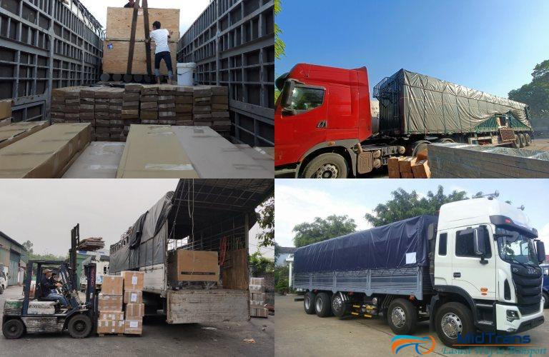 Xe 3 chân thùng kín xếp thùng hàng bách hóa, tài xế đối chiếu số thùng với hóa đơn trước khi chạy vào Quảng Ngãi Xe 3 chân thùng kín xếp thùng hàng bách hóa, tài xế đối chiếu số thùng với hóa đơn trước khi chạy vào Quảng Ngãi