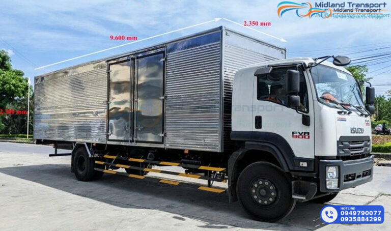 Bốc xếp lô thiết bị điện tử đóng kiện lên xe 8 tấn đi TP.HCM, phần pin được tách riêng Bốc xếp lô thiết bị điện tử đóng kiện lên xe 8 tấn đi TP.HCM, phần pin được tách riêng