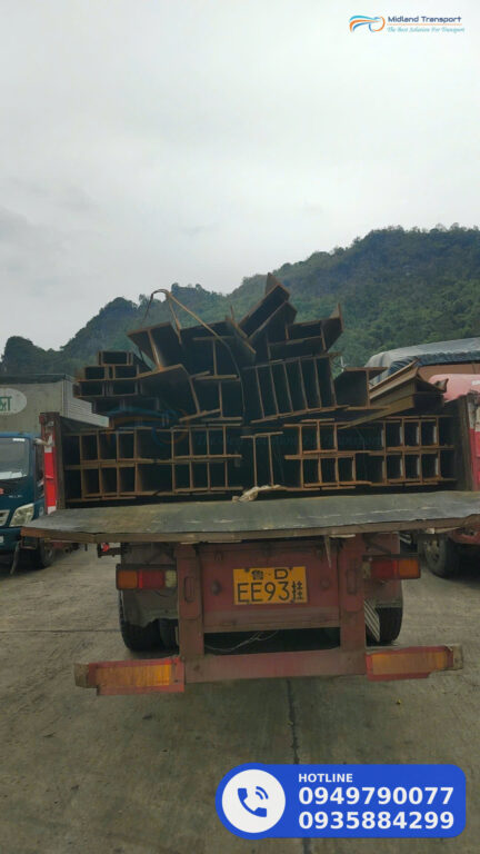 Hóa Đơn Và Chứng Từ Hàng Hóa Đi Đường: Cần Mang Theo Gì
